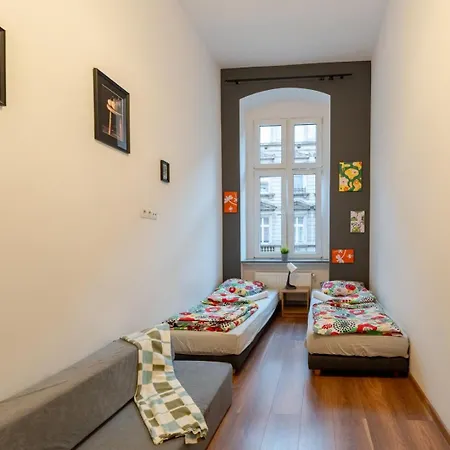 Ostello Spoko Na Trzebnickiej - Blisko Centrum - By Spaceapart Breslavia